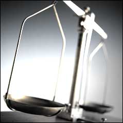 Jornada de debat ¿Societat i Administració de justícia: un servei públic per al segle XXI¿, amb la participació de Francisco Longo, Enric Bartlett i Pere Puig 