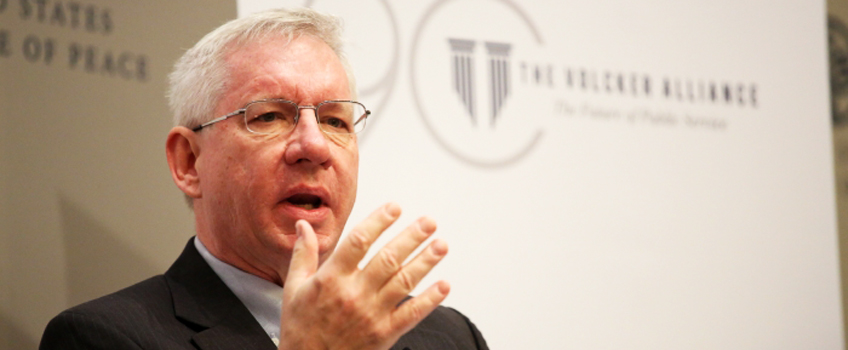 Podem realment arribar a saber alguna cosa a l’època de les fake news? Com reorganitzar les dades perquè aflori la veritat d’entre la boira?