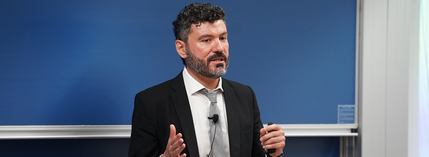 Víctor Lapuente s’incorpora a ESADE