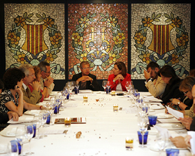 Sopar-col·loqui amb la consellera d'Acció Social i Ciutadania, Carme Capdevila: 